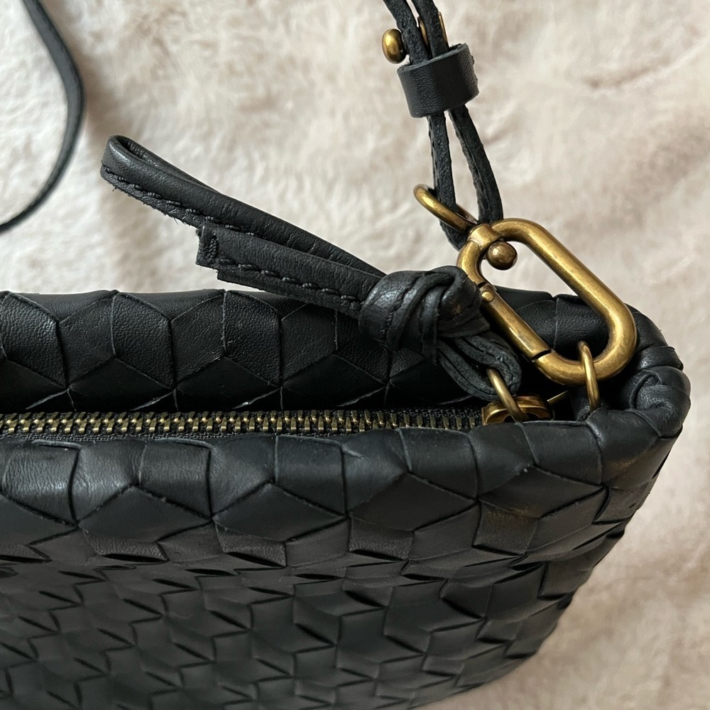 Madewell The Puff Crossbody Bag True Black Woven Leather - Picture 3 of 10